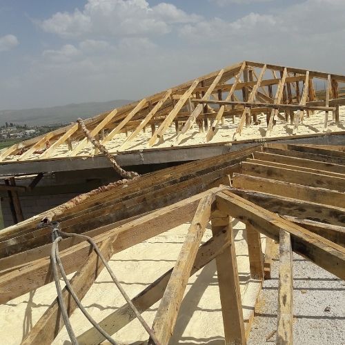 cati-arasi-yalitim-1 - İzomum Yalıtım | Polyurea ve Poliüretan Yalıtım Çözümleri